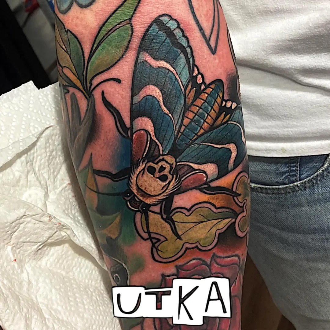 Tatuaż old school czaszka – klasyczny tatuaż tradycyjny – Kraków