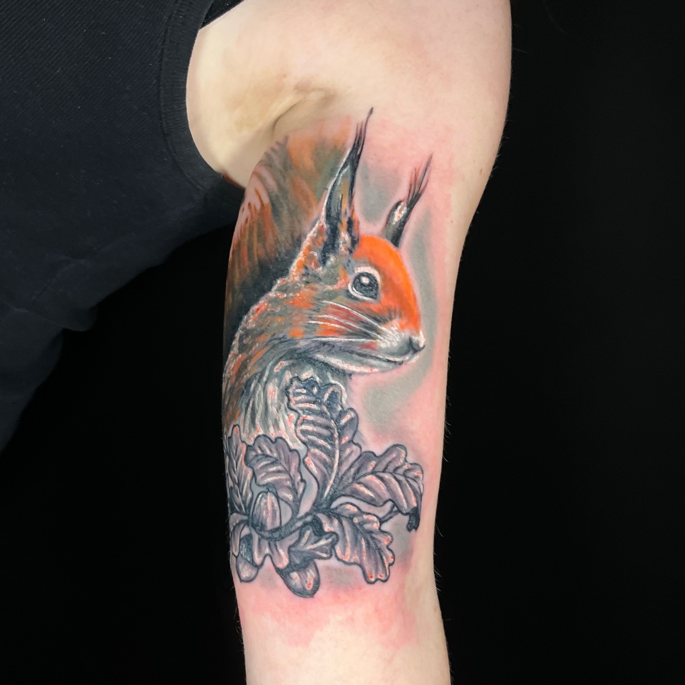 Cover-up tatuażu – wiewiórka – Patryk – Terra Tattoo Kraków